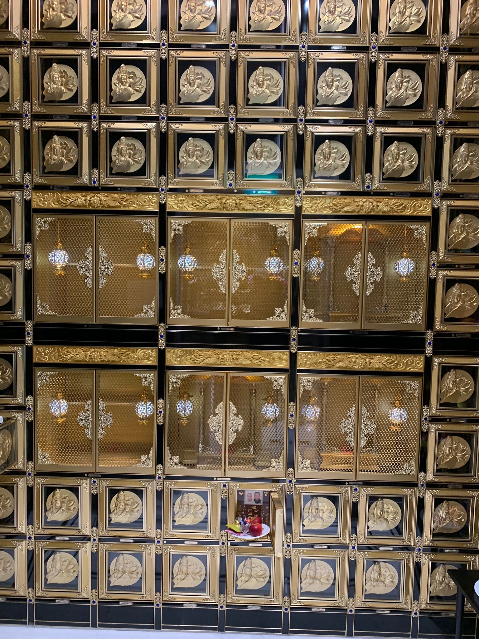 骨灰罈位展示 3